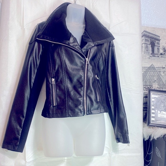NEW NWT Thread & Supply Pleather Zippered Jacket — size S/M 💃🏻🔥 - Picture 3 of 4